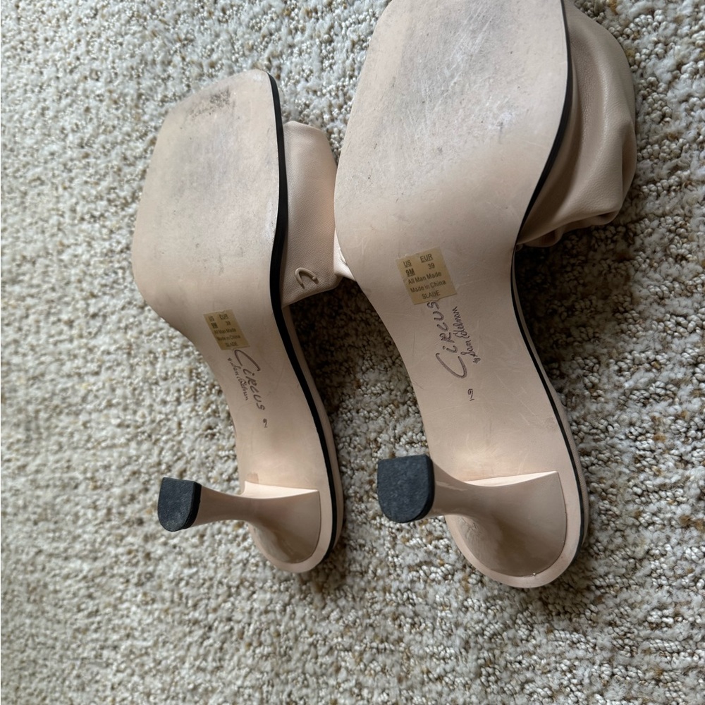 Circus by Sam Edelman Cream Heeled Mules with Ruched Design - Picture 7 of 7